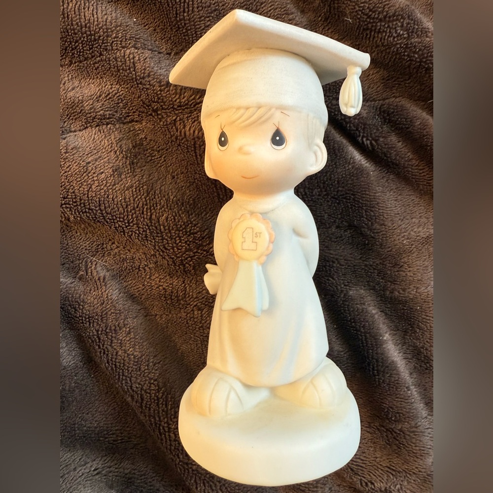 🎀3/$25🎀 Precious Moments God Bless You Graduate Figurine